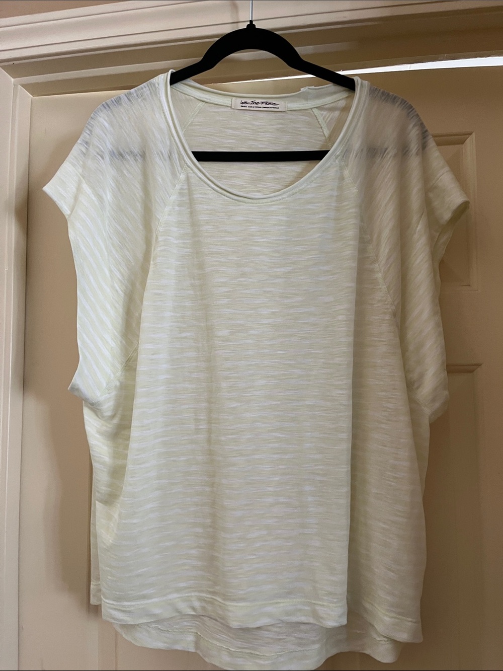 We The Free Pale Yellow Short Sleeve Scoop Neck Tee lightweight NWOT